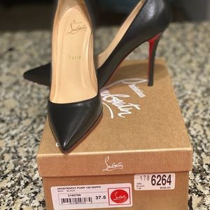 Apostrophy 100 Pump. Pre-loved worn once with protective bottoms.